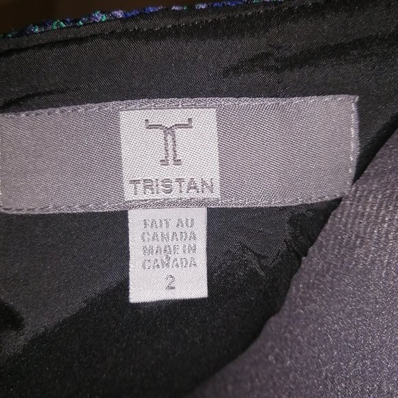 Stunning Geometric skirt - Picture 4 of 4